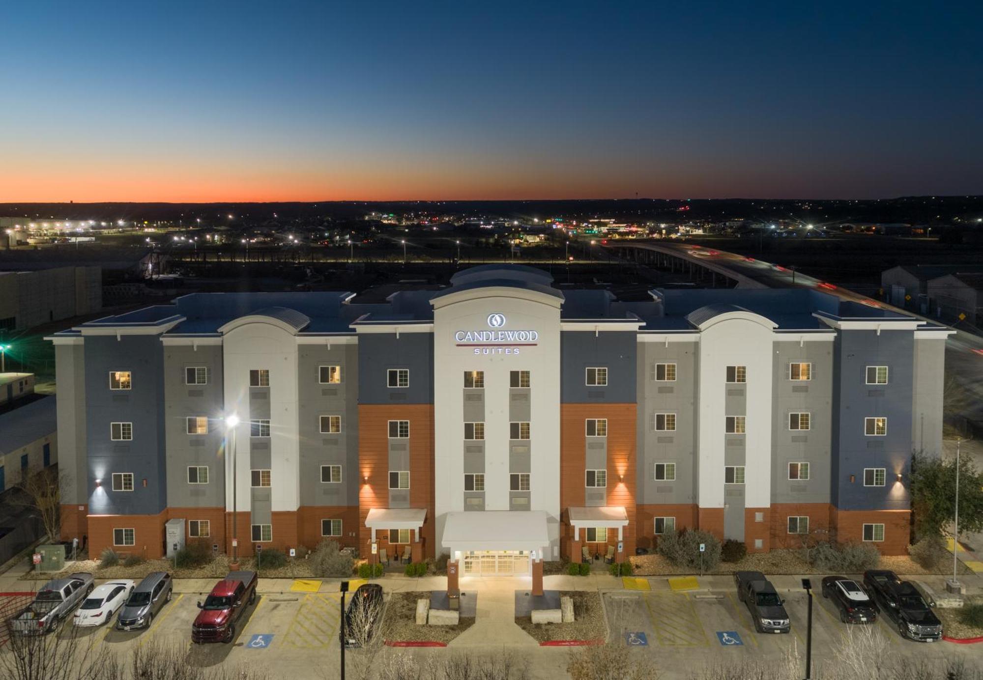 Candlewood Suites San Marcos By Ihg מראה חיצוני תמונה